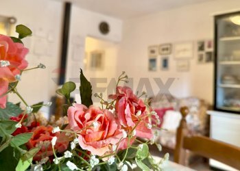 Dettagli - Casa indipendente Via Cesare Battisti
 
29, Usini - foto 17