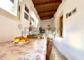 Sala da pranzo - Casa indipendente Via Cesare Battisti
 
29, Usini - foto 23