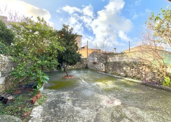 Giardino - Casa indipendente Via Cesare Battisti
 
29, Usini - foto 25