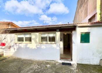 Casa all\'aperto - Casa indipendente Via Cesare Battisti
 
29, Usini - foto 28