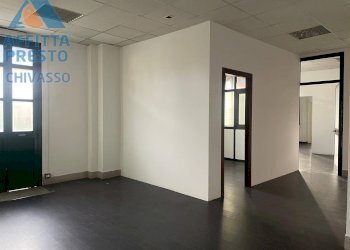 Foto 9 - Negozio Viale Cavour, Chivasso - foto 8