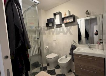 Bagno - Bilocale Via Pier Alessandro Paravia
 
73, Milano - foto 10