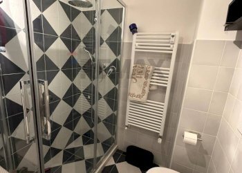 Bagno - Bilocale Via Pier Alessandro Paravia
 
73, Milano - foto 11