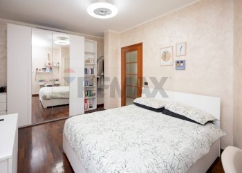 Camera / camera da letto - Apartment via Borgoratto
 
11, Torrazza Piemonte - photo 24