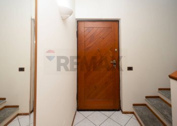 Hall / corridoio - Apartment via Borgoratto
 
11, Torrazza Piemonte - photo 40