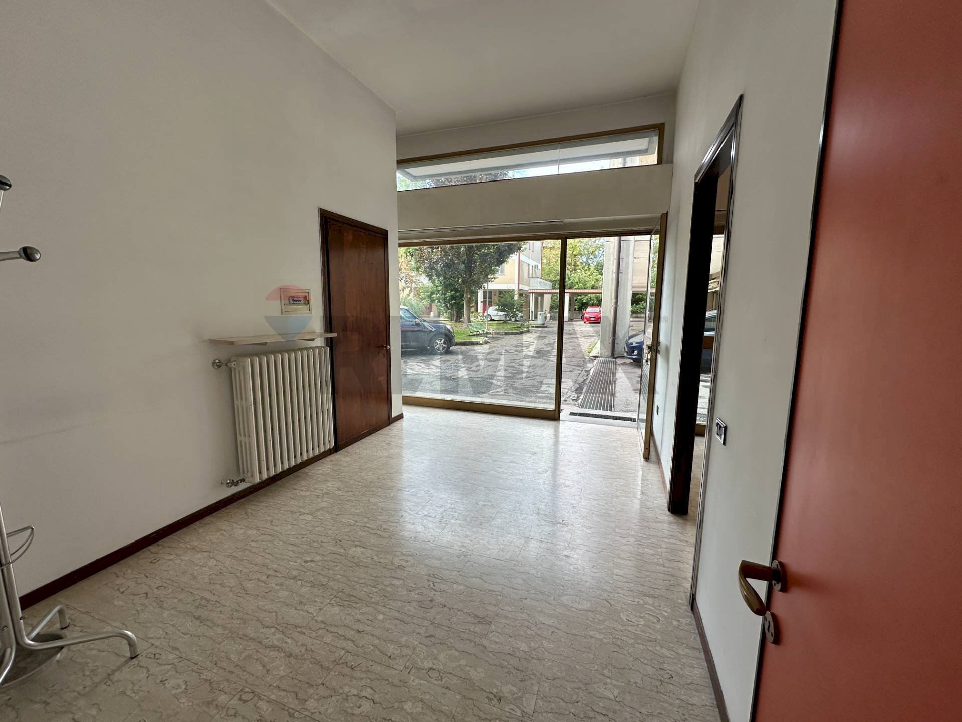 Stanza vuota - Shop Piazza XXV Aprile
 
15, Sala Baganza - photo 3