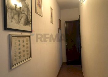 Hall / corridoio - Villa San Lorenzello - foto 27