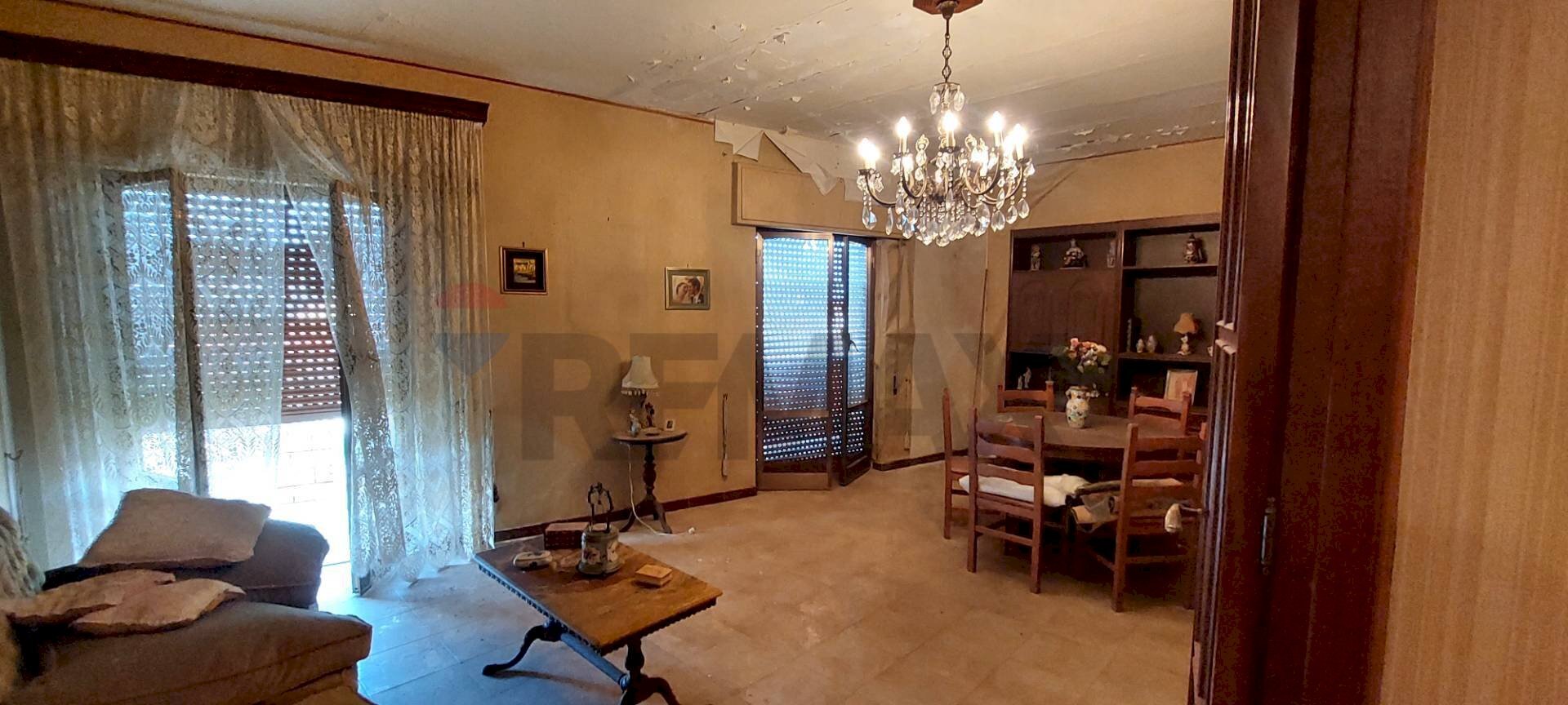 Sala da pranzo - Four-room apartment via san Vincenzo De Paoli
 
45/B, Bagheria - photo 3