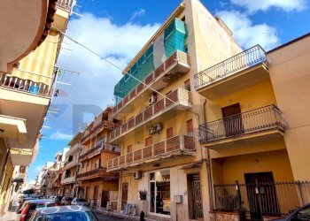 Edificio all\'aperto - Quadrilocale via san Vincenzo De Paoli
 
45/B, Bagheria - foto 5