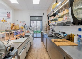 Cucina - Commercial Activity Piazza Pallavicino
 
36, Palermo - photo 7