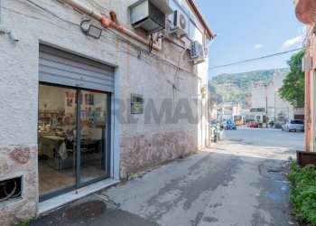 Edificio all\'aperto - Commercial Activity Piazza Pallavicino
 
36, Palermo - photo 18