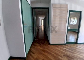 Hall / corridoio - Ufficio via bernardo mattarella, Bagheria - foto 11