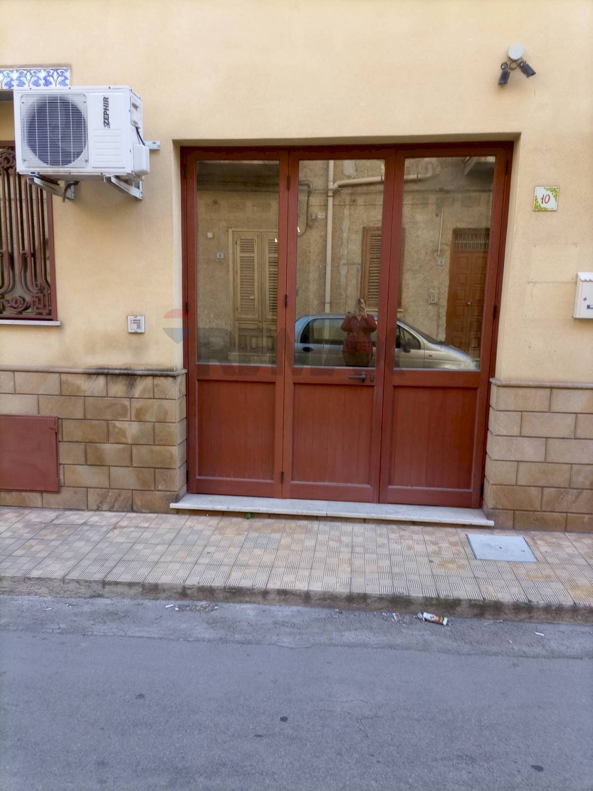 Casa all\'aperto - Ufficio via sabotino
 
10, Bagheria - foto 1