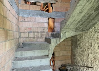 Scale - Casa indipendente Pian della Chiesa, Seren del Grappa - foto 11