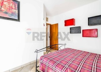 Camera / camera da letto - Quadrilocale VIALE VITTORIO VENETO
 
9, Gallarate - foto 13