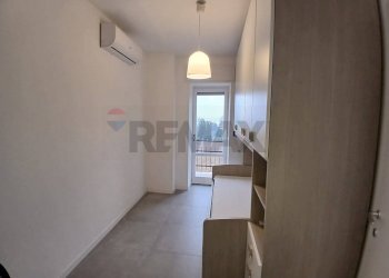 Stanza vuota - Trilocale Dormelletto - foto 16