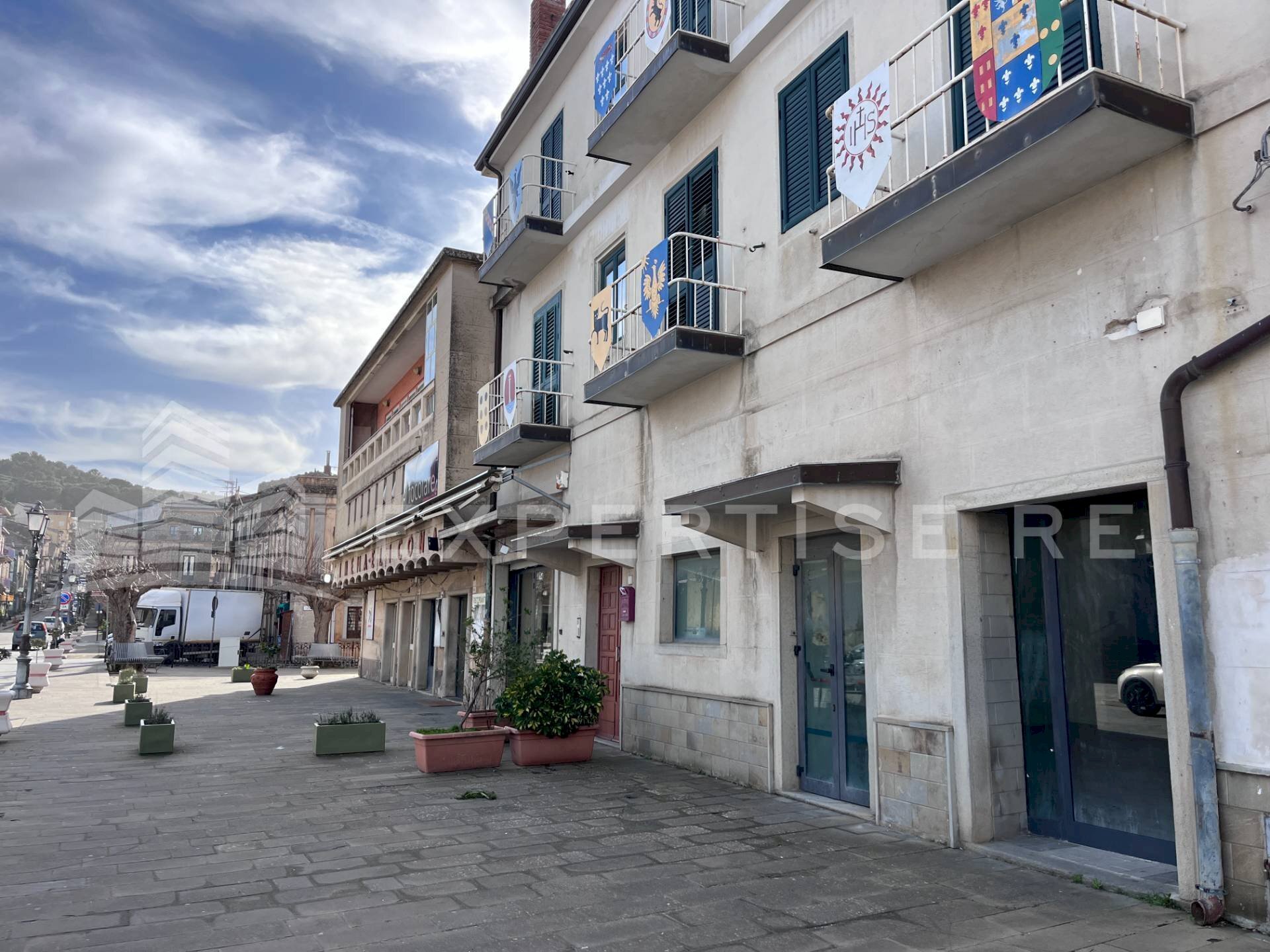 Foto 3 - Commercial Premises C.so Principe Umberto
 
38, Montalbano Elicona - photo 3