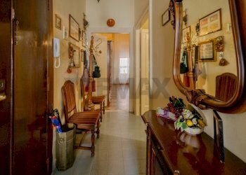 Hall / corridoio - Trilocale Via Francesco Crispi
 
82, Bari - foto 4