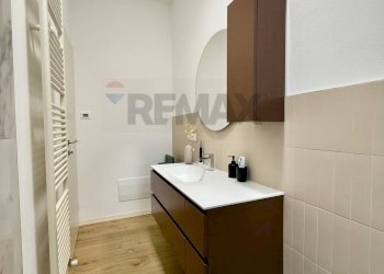 Bagno - Independent house Via Esilde Soldi
 
13, Cremona - photo 13