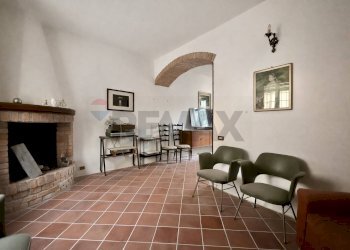 Soggiorno - Casa semi indipendente Via Beata Vergine
 
3, Pescarolo ed Uniti - foto 4