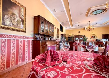 Camera / camera da letto - Locale Commerciale via XX settembre
 
359, Avezzano - foto 14