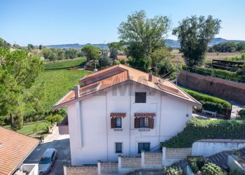 Casa all\'aperto - Villa Pianella - foto 9