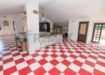 Cucina - Villa Pianella - foto 39