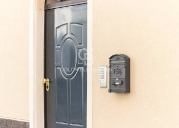 Foto 1 - Casa indipendente via conte ruggero
 
125, Catania - foto 1