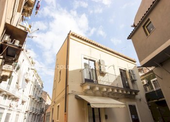 Foto 2 - Casa indipendente via conte ruggero
 
125, Catania - foto 2