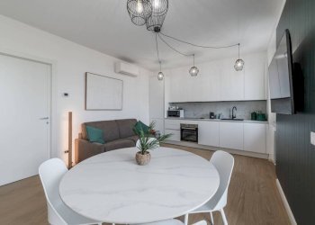 Zona - Appartamento piazza Carlo Borromeo, 1, Certosa di Pavia - foto 3