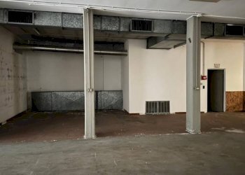 Magazzino - Magazzino via Monte Emilius, Aosta - foto 5