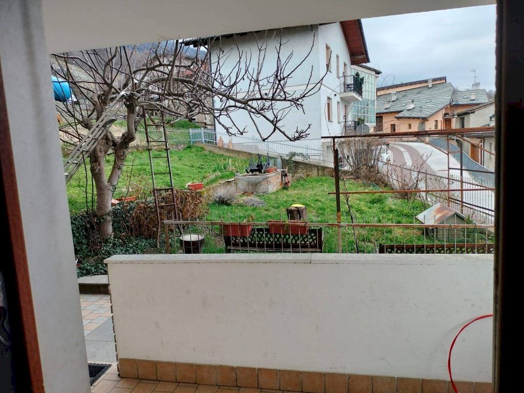 Balcone - Trilocale Località Capoluogo, Charvensod - foto 3