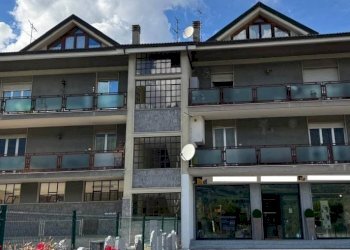 Facciata - Appartamento via Montmayeur, 2, Aosta - foto 1