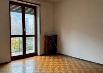 Camera da letto - Appartamento via Montmayeur, 2, Aosta - foto 12