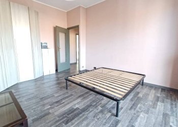 Camera da letto - Three-room apartment via Cesare Battisti, Rivoli - photo 24