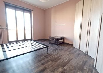 Camera da letto - Three-room apartment via Cesare Battisti, Rivoli - photo 32