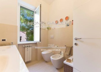 Trilocale via Domenico Oliva, Genova (zona Sestri Ponente) - foto 21