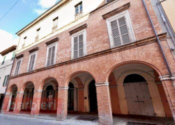 Foto 2 - Villa Via Cavour
 
19, Meldola - foto 2