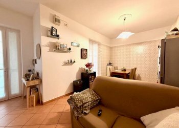 Soggiorno - Bilocale via Lovera, 7, Carmagnola - foto 8