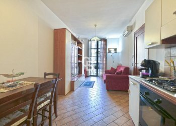 Foto 2 - Bilocale Via Valerio Tedeschi
 
85, Viterbo - foto 2