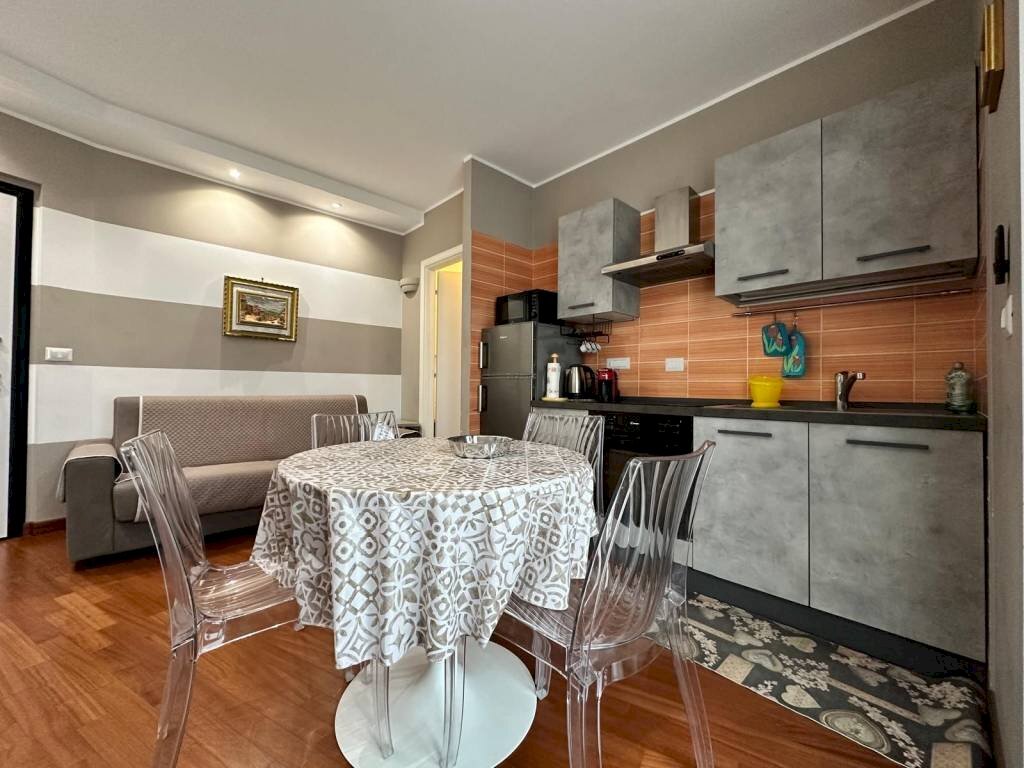 Cucina - Bilocale via Juglaris, Moncalieri - foto 2