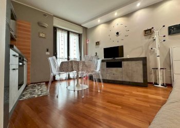 Salone - Two-room apartment via Juglaris, Moncalieri - photo 5