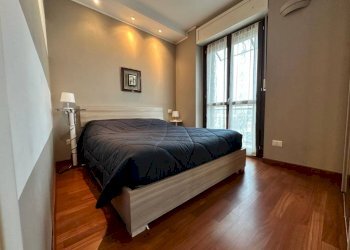 Camera da letto - Two-room apartment via Juglaris, Moncalieri - photo 15