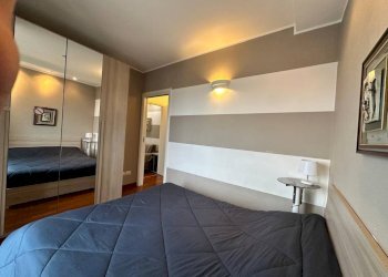 Camera da letto - Two-room apartment via Juglaris, Moncalieri - photo 16