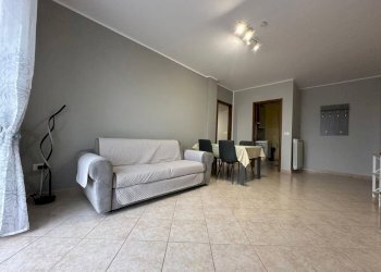 Salone - Four-room apartment strada Carignano, Moncalieri - photo 3