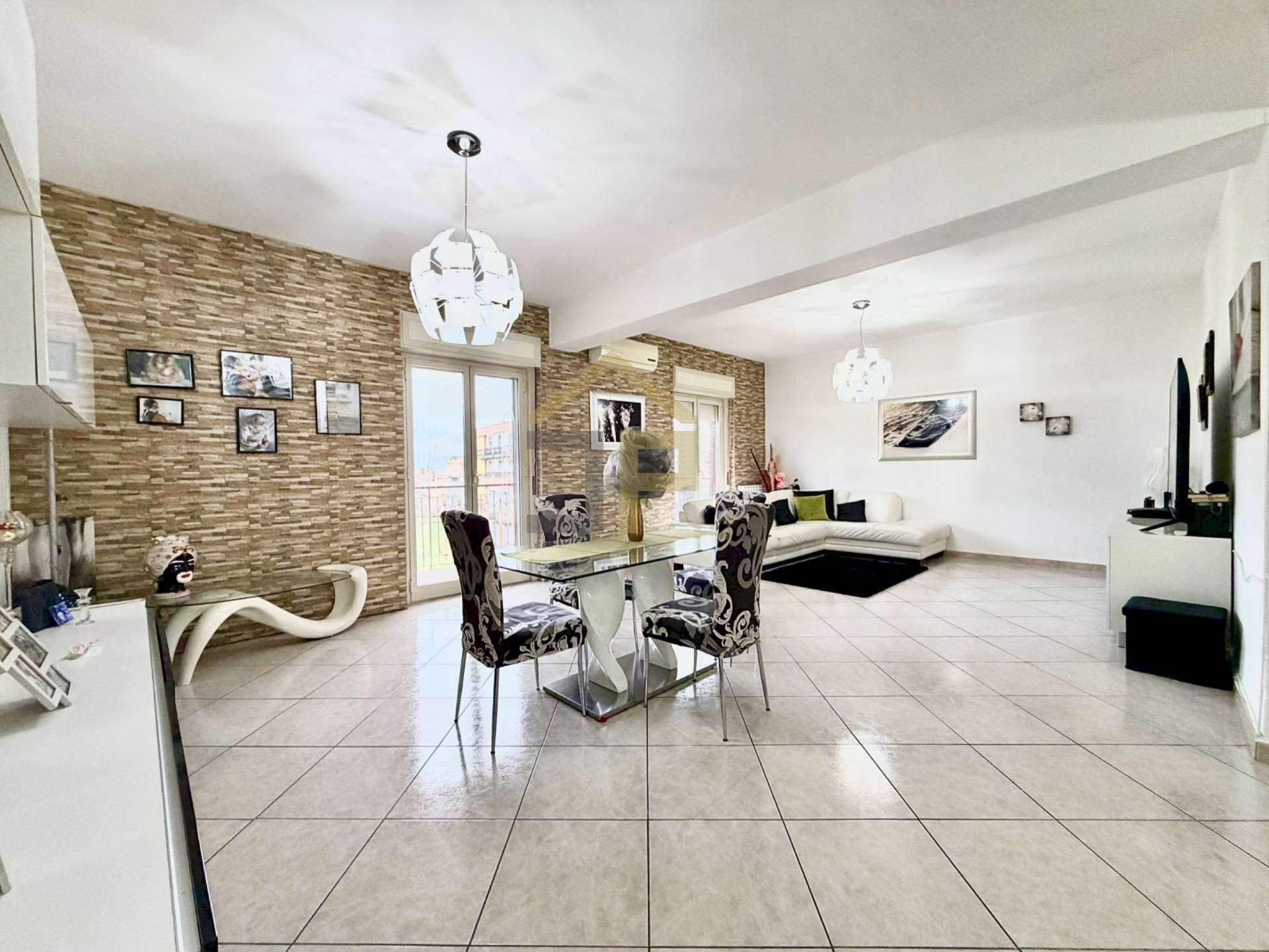 Foto 1 - Four-room apartment Largo Giuliana
 
2, Palermo - photo 1