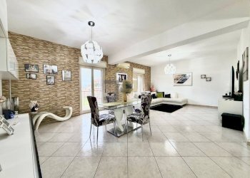 Foto 1 - Four-room apartment Largo Giuliana
 
2, Palermo - photo 1