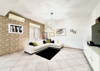 Foto 3 - Four-room apartment Largo Giuliana
 
2, Palermo - photo 3