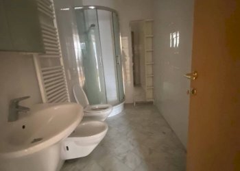 Bagno - Three-room apartment via Bartolomeo Eustachi, 29, Milano (neighborhood Città Studi) - photo 4