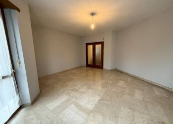 Salone - Quadrilocale via Vandalino, 1, Torino (zona Pozzo Strada) - foto 3